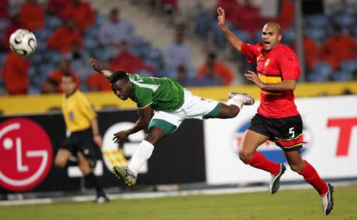 记者：齐尔克泽有可能会离队，曼联有信心从他身上收回转会费