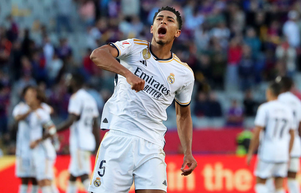 云南玉昆官宣续约赵宇豪徐宏杰 共绘足球新篇章（云南玉昆宣布与赵宇豪、徐宏杰续约 携手开启新征程）