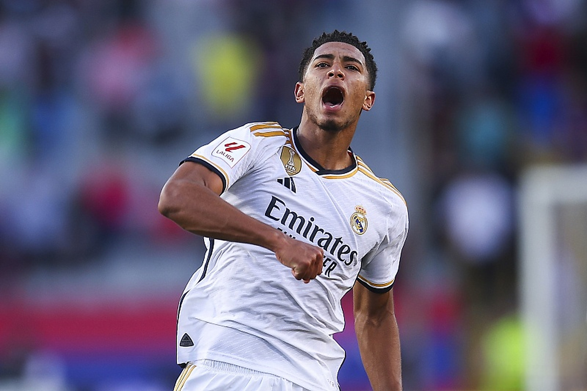 被翻盘，冰岛80分钟后被乌克兰打入两球，连续两届无缘世界杯