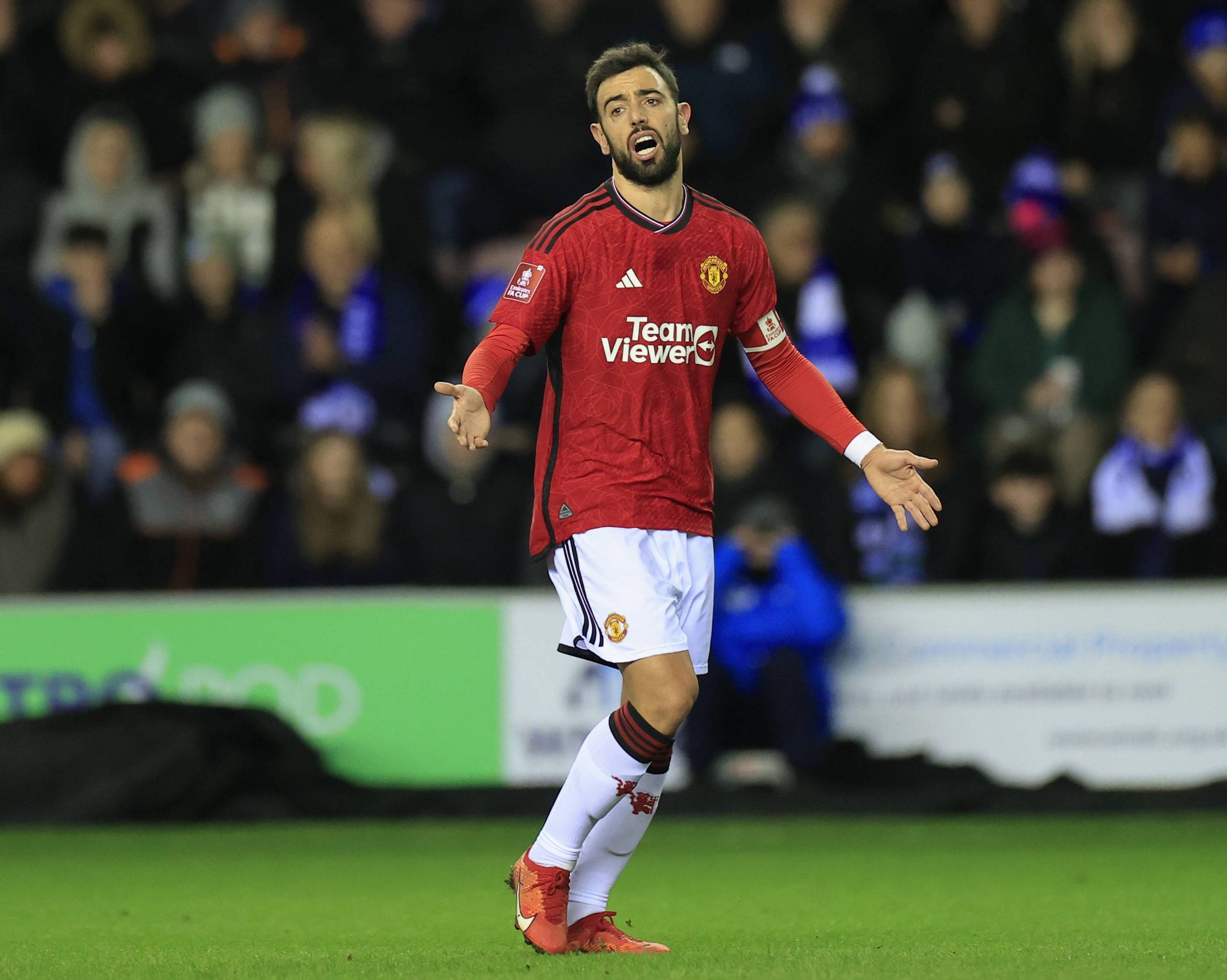 记者：尤文、国米等意甲俱乐部考察热那亚中场马利诺夫斯基（马利诺夫斯基获尤文、国米等意甲俱乐部考察）