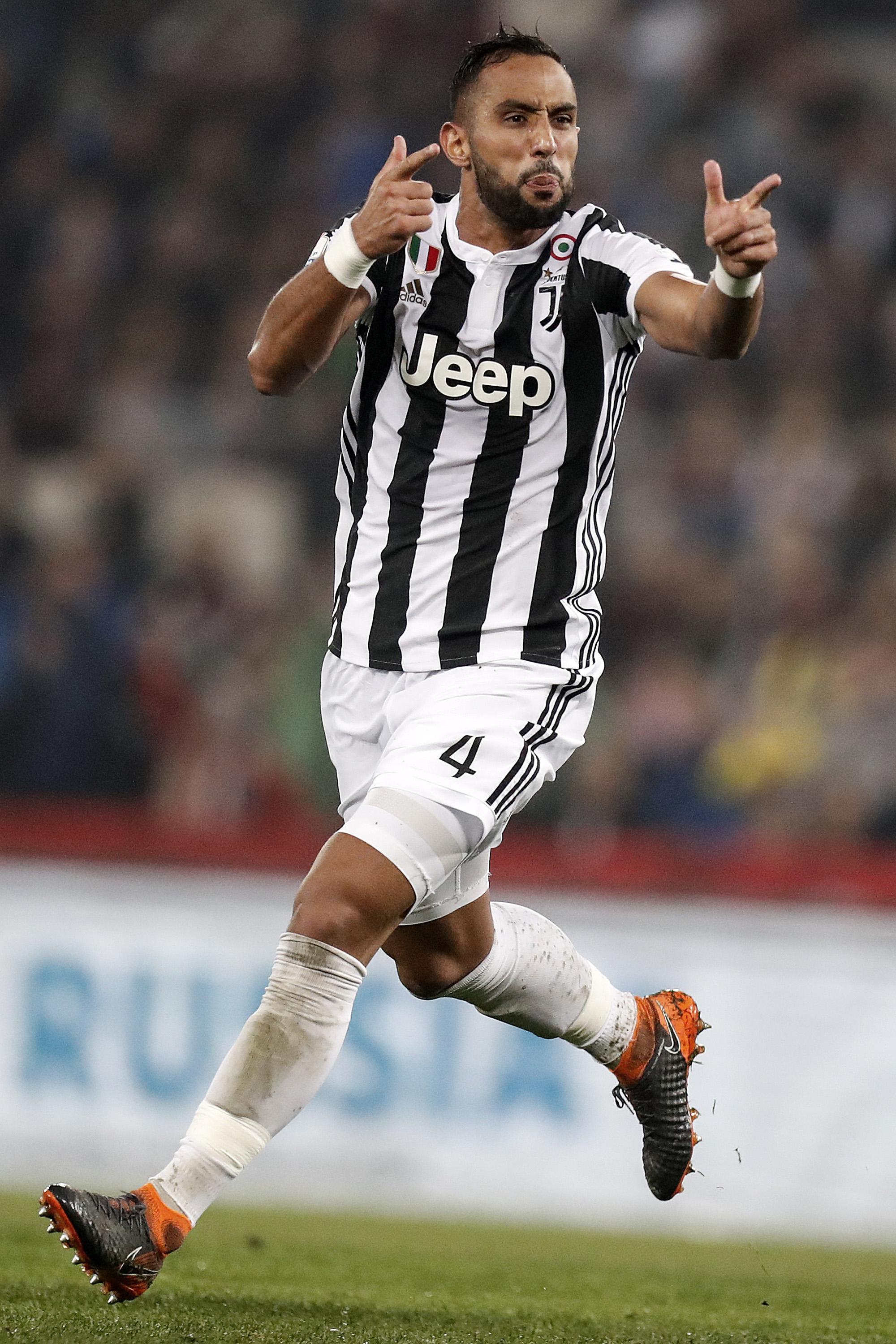 美记：鹈鹕球员和管理层认为威利·格林执教时，不严格约束锡安